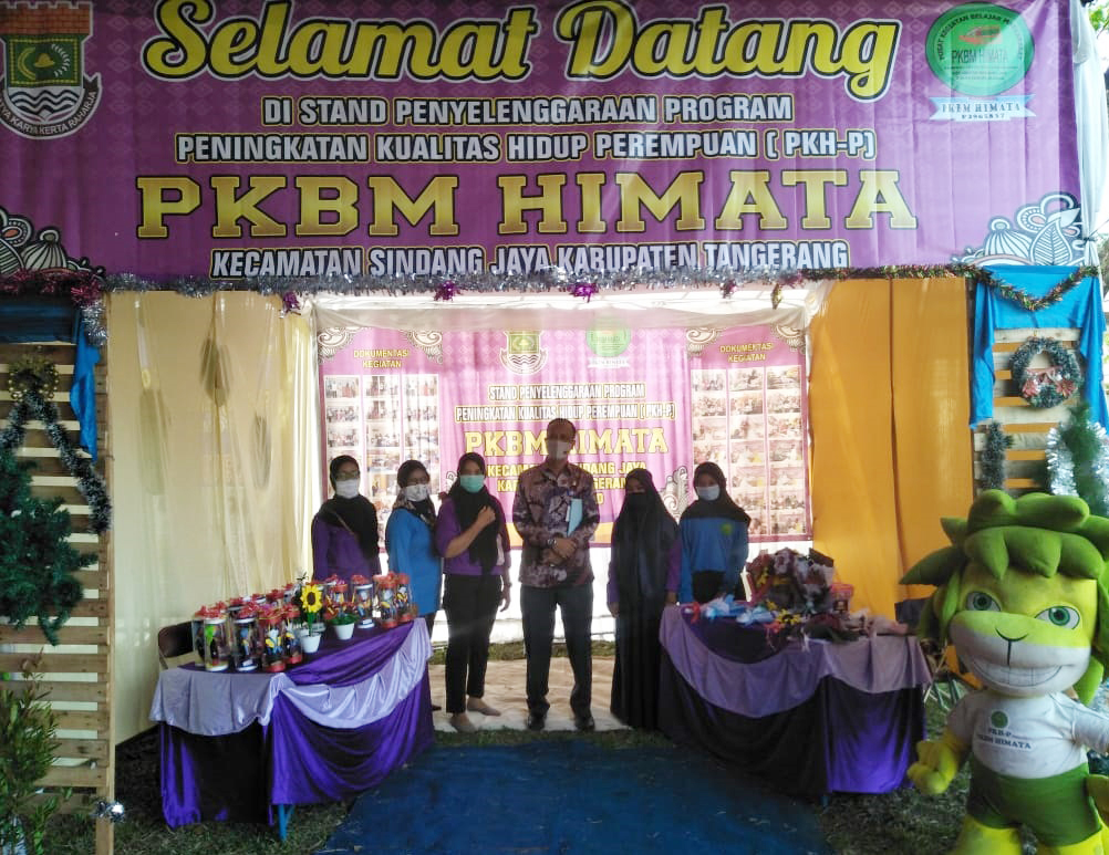 ( Stand PKBM Himata Salah Satu Peserta Gebyar GP3M)